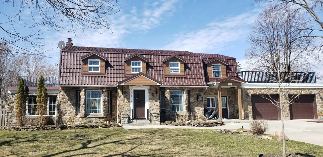 standing seam metal roofs, metal roof durability, roof lifespan comparison, asphalt vs metal roofs, long lasting roofing materials, commercial roofing solutions, metal roofing advantages, durable roofing options, metal roof longevity, roofing material longevity